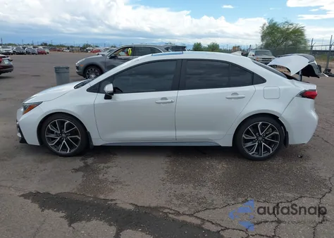 2022 Toyota Corolla Xse z USA, uszkodzony, nr VIN 5YFT4MCE6NP128580